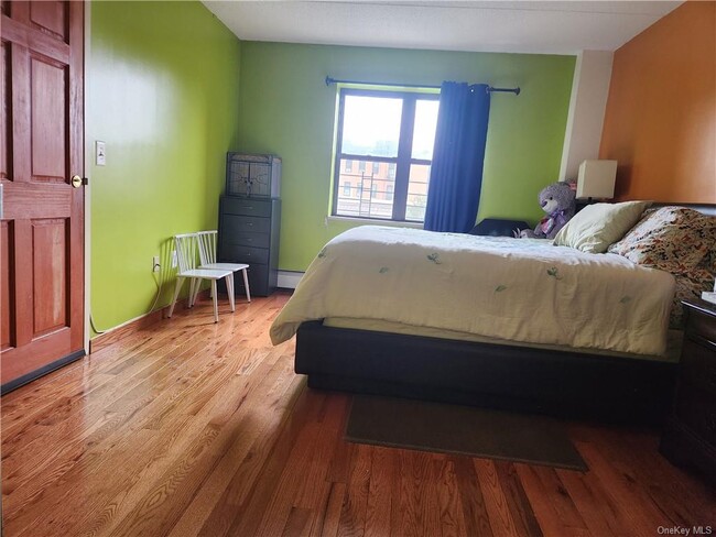 Building Photo - 1275 Grant Ave