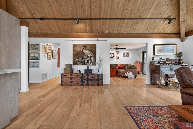 Building Photo - 3662 Lovall Valley Rd