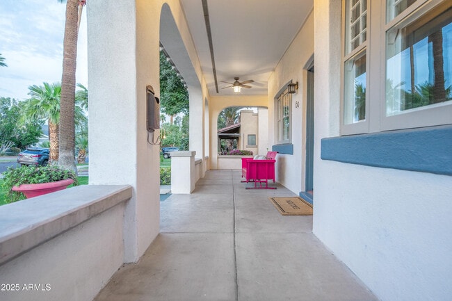 Building Photo - 69 W Lynwood St