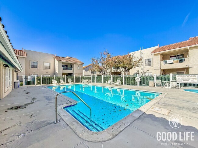 Building Photo - Great 2B/2BA Condo in Mira Mesa for Lease!