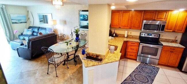 Building Photo - 2800 N Hwy A1A