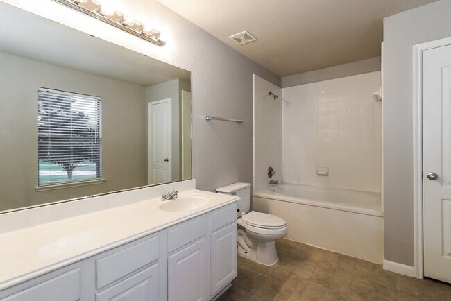 Building Photo - 6403 Misty Brook Bend Ct