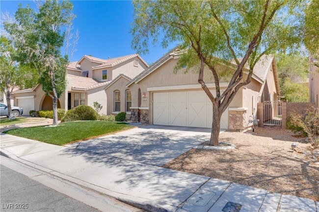 Building Photo - 1221 Sonatina Dr