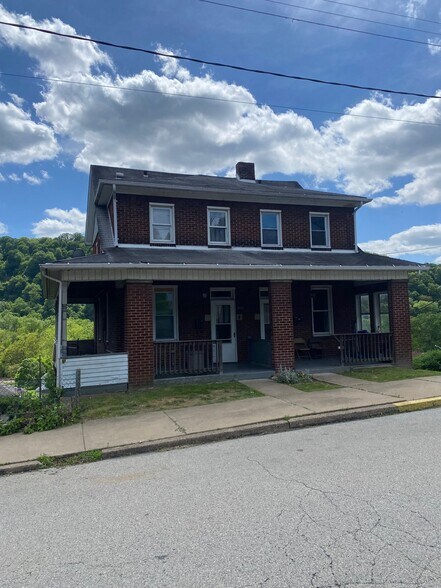 Primary Photo - 4900 3rd St