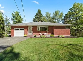 Building Photo - 324 Dimmock Hill Rd