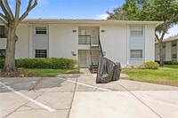 Building Photo - 4506 S Oak Dr