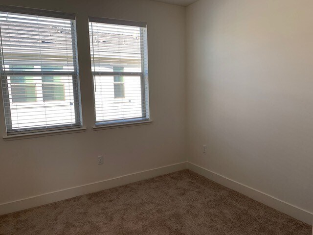 Building Photo - 3059 Threecastles Wy