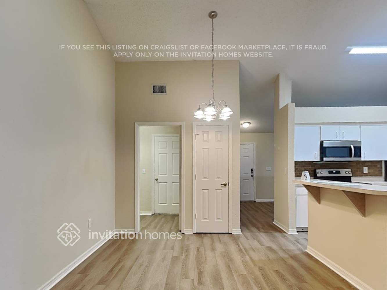 Building Photo - 2655 Green Valley Dr