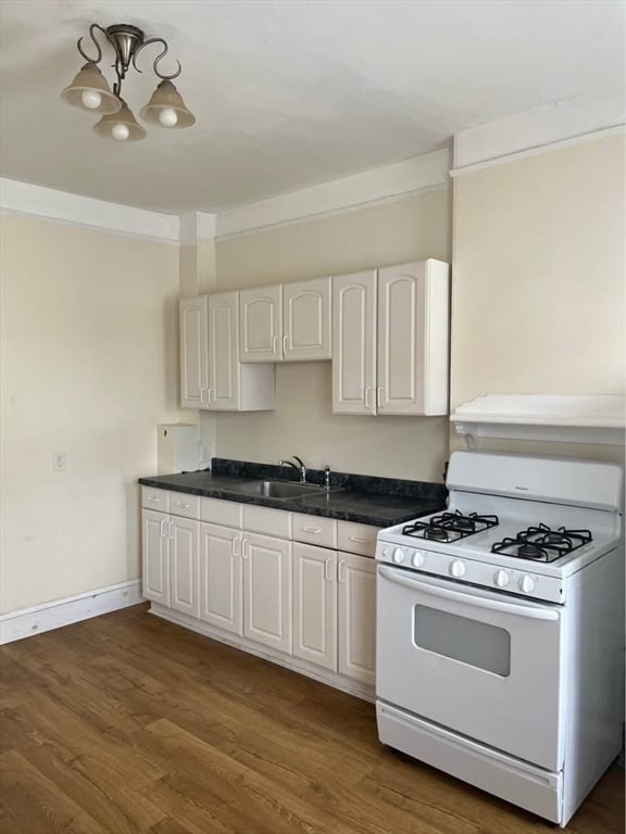 Building Photo - 73 Reading St