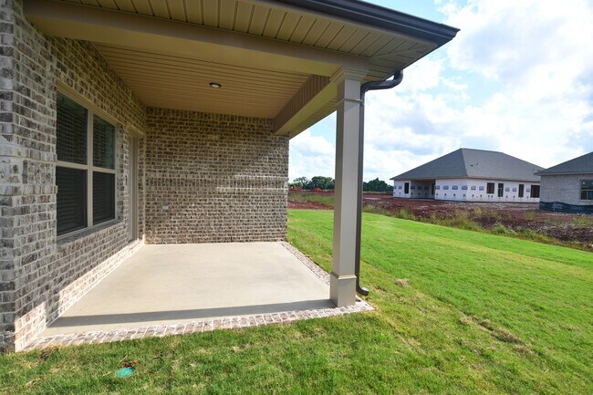 Building Photo - 148 Rosemary Ayers Dr