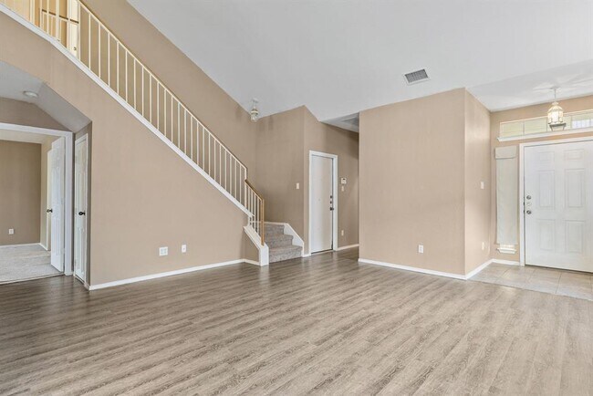 Building Photo - 3769 Castle Rock Dr