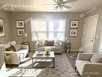 Building Photo - 117 N Ash Ave