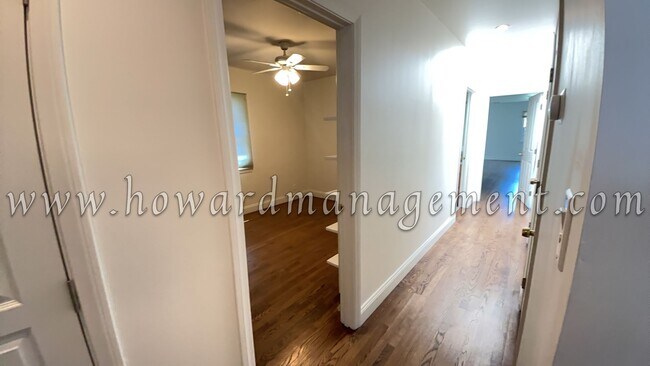 Building Photo - Lovely Home in a Quiet Neighborhood