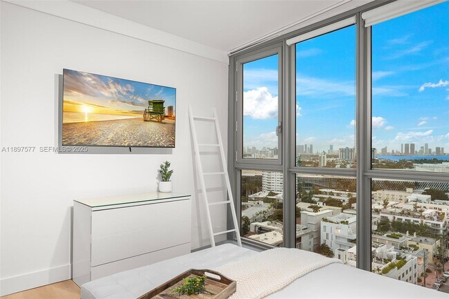 Building Photo - 101 20th St