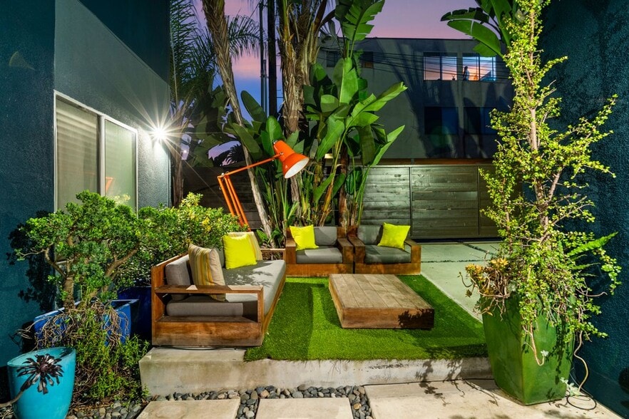 Building Photo - 1928 Howard Ave