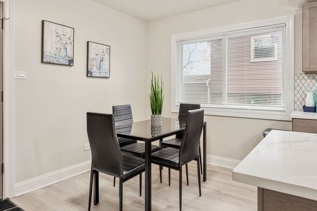 Building Photo - 10907 S Normandy Ave