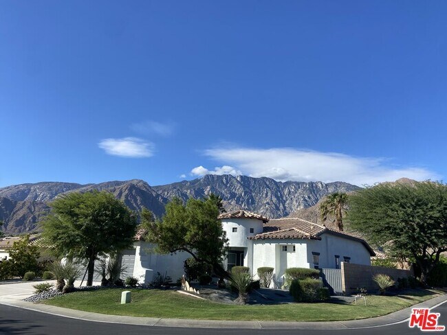 Building Photo - 3743 Mountain Gate