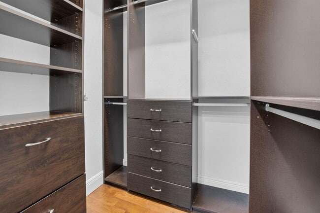 Building Photo - 9511 Savona Winds Dr