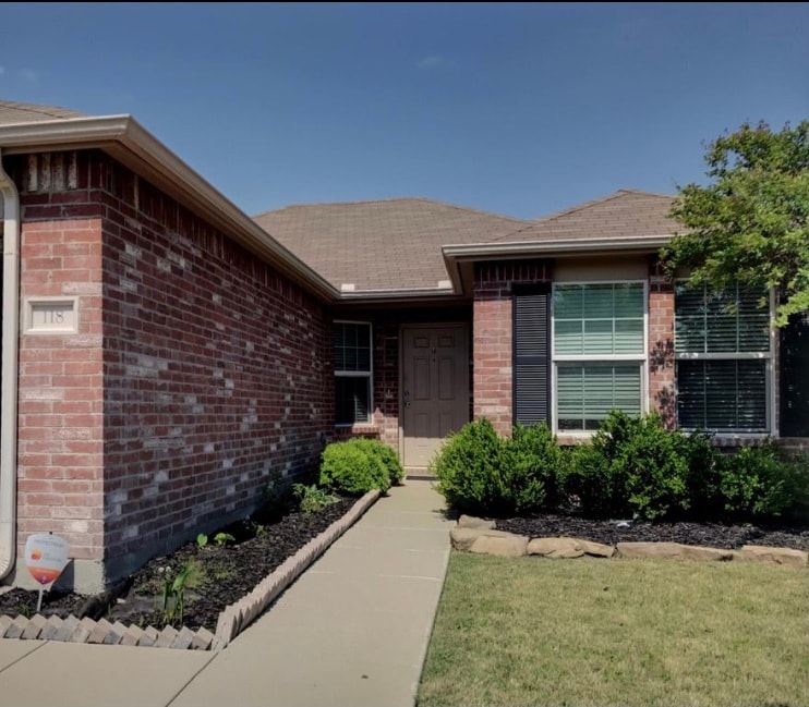 Building Photo - 118 Feverbush Dr