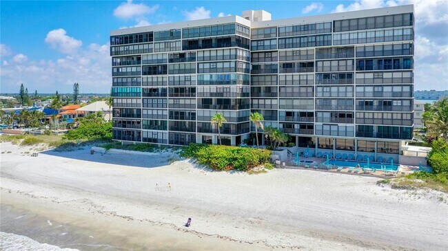 Building Photo - 15462 Gulf Blvd