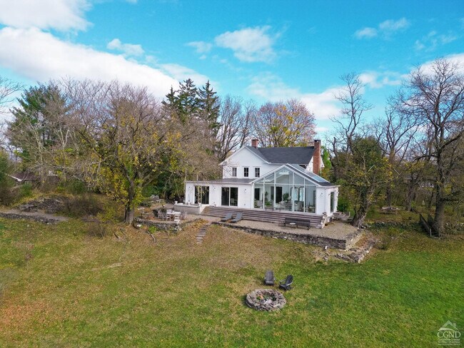 Building Photo - 145 E Camp Rd