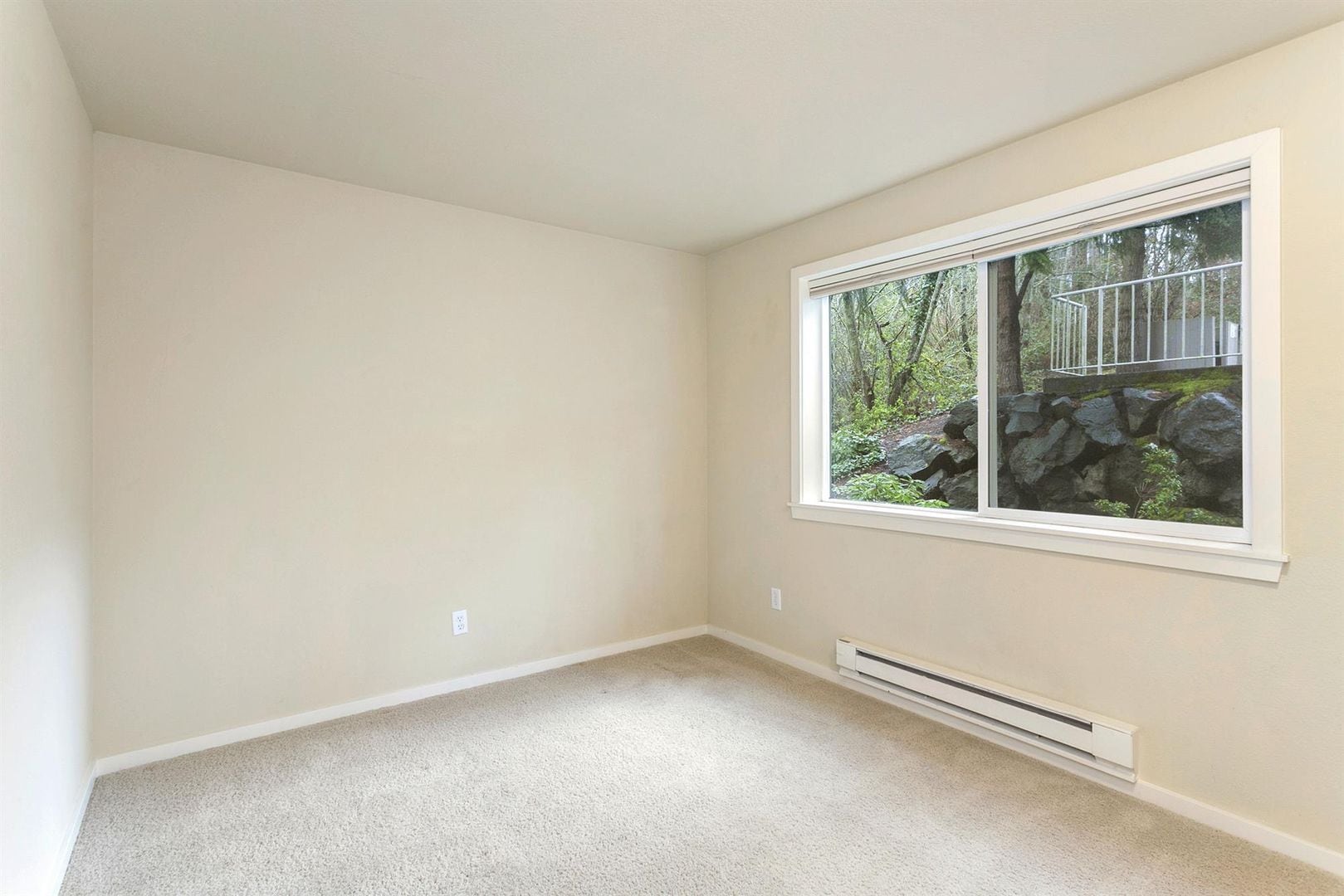 Building Photo - 16101 Bothell Everett Hwy