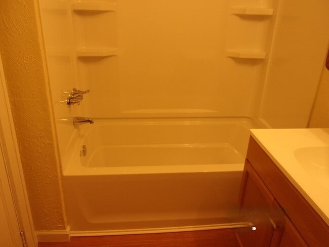 Building Photo - 430 Keenan Ave