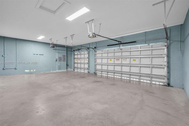 Building Photo - 18011 SW 41st St