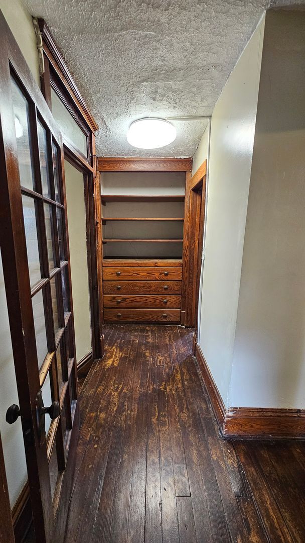 Building Photo - 3 bedroom 1 bath single family home in Man...