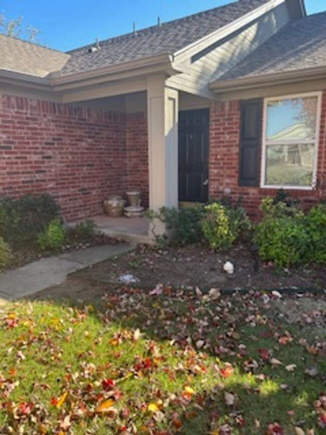 Building Photo - Charming 3 Bed, 2 Bath Home for Rent in Norman!