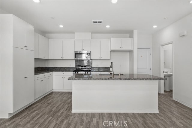 Building Photo - 15928 Lasselle St