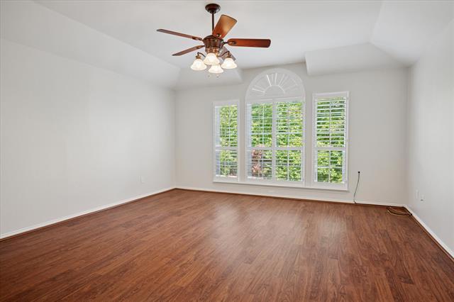 Building Photo - 8562 Brittania Way