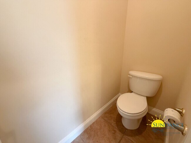Building Photo - 1642 Samos Cove