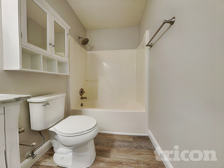 Building Photo - 353 Canter Ct NW