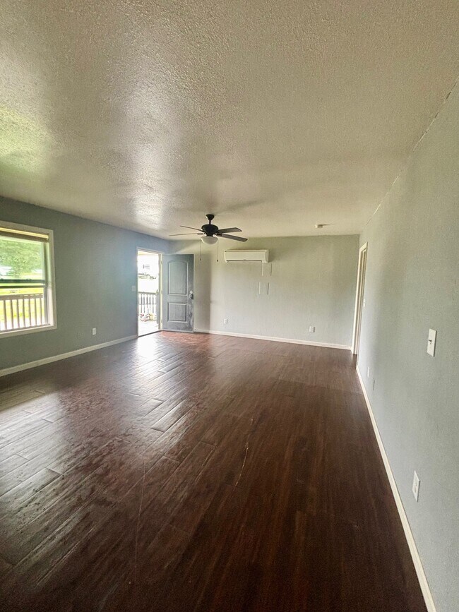 Building Photo - 36 Braxton