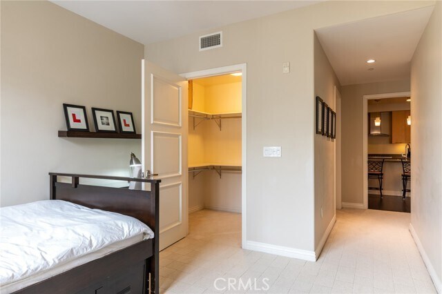 Building Photo - 305 Caruso Ave