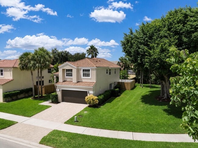 Building Photo - 7701 NW 61st Terrace