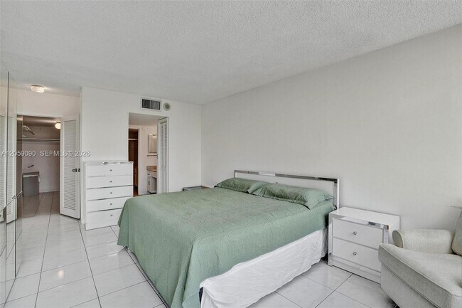 Building Photo - 500 Three Islands Boulevard