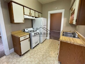 Building Photo - Urban Retreat: 1-BR Near Top Dining, Trails & Downtown