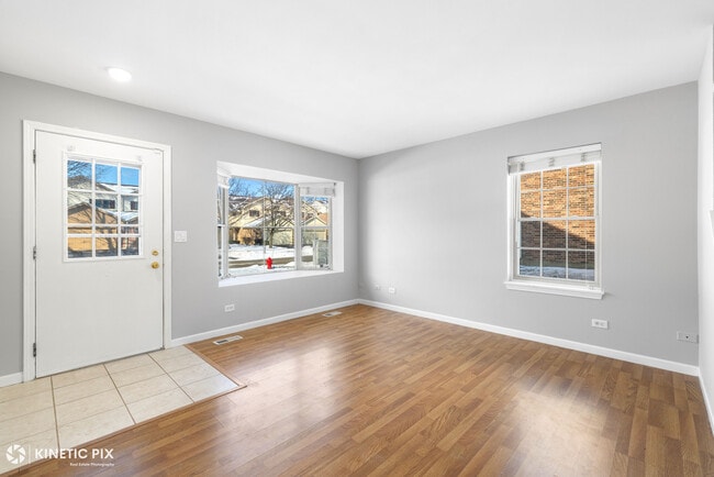 Building Photo - 313 Cromwell Ct