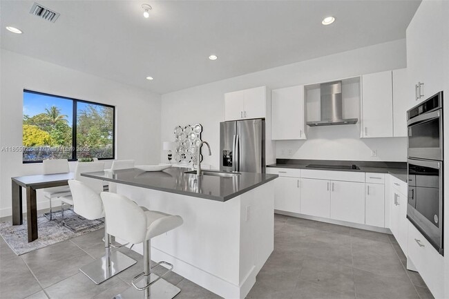 Building Photo - 13145 Addilyn Ct
