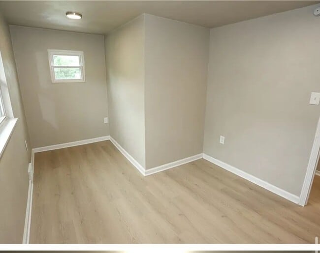 Building Photo - 513 Bucktown Rd