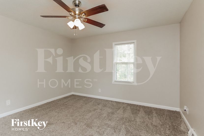 Building Photo - 6814 Elm Forest Dr