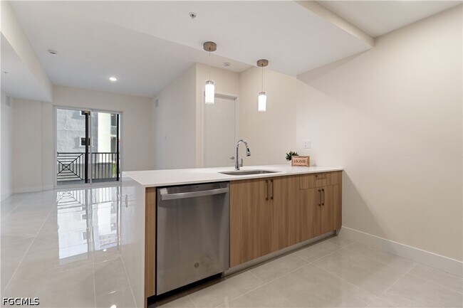 Building Photo - 26600 Rosewood Pointe Dr