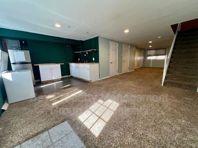 Building Photo - 1313 Delmont Ave