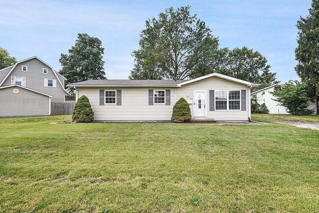 Primary Photo - 1400 Brushey Grove Ave