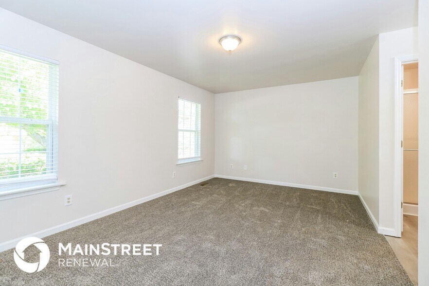 Building Photo - 14 Cantabrian Ct