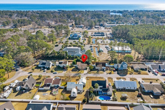 Building Photo - 505 Plantation Dr