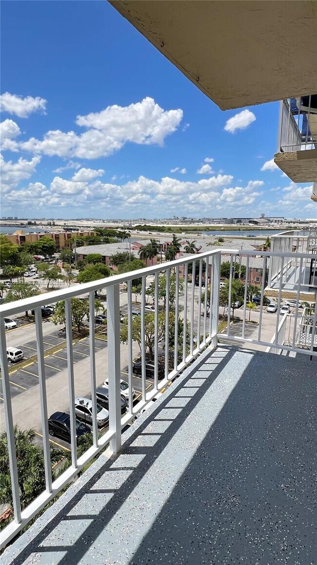 Building Photo - 4550 NW 9th St