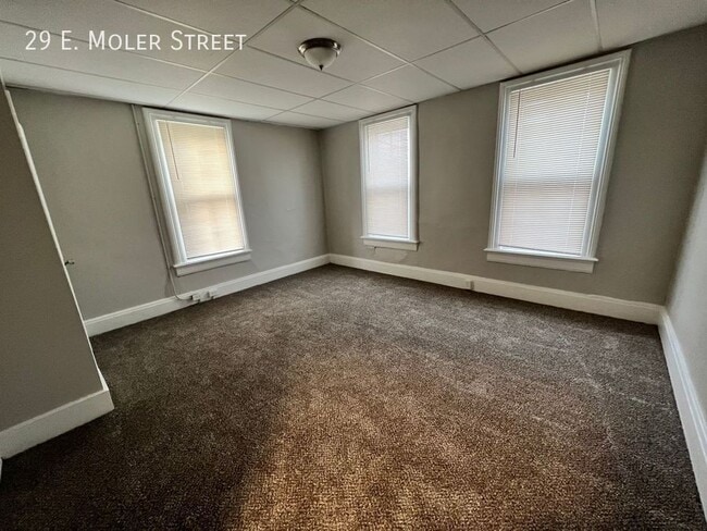 Building Photo - 29 E Moler St